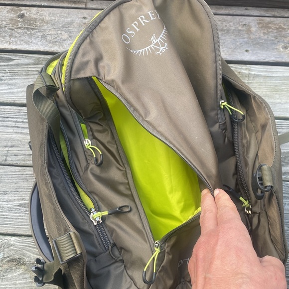 Osprey Porter 46L Women's Travel Backpack - Picture 11 of 17